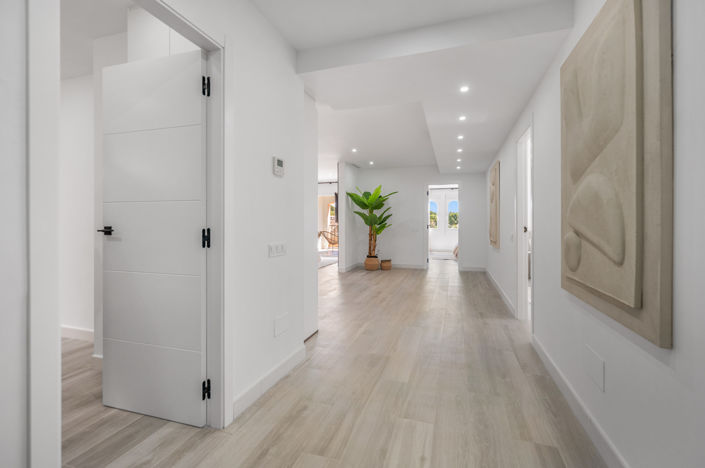 Image No.20-3 Bed Apartment for sale