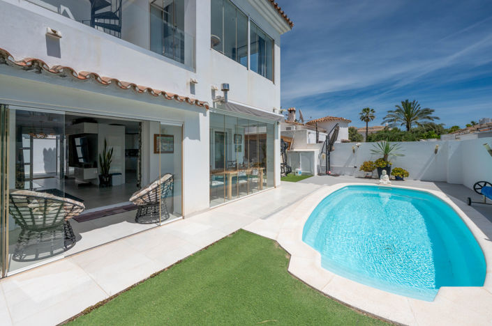 Image No.30-3 Bed Villa for sale