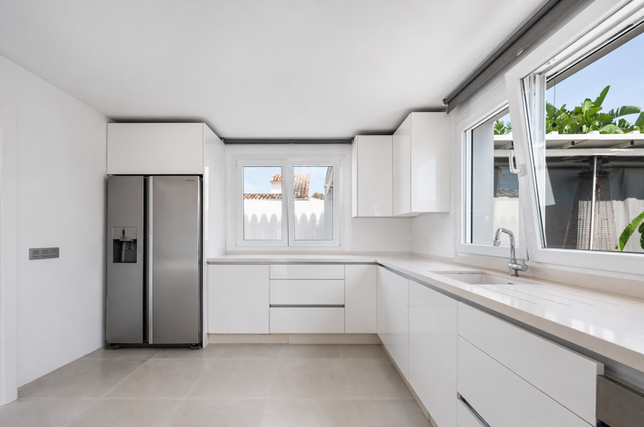 Image No.9-3 Bed Villa for sale