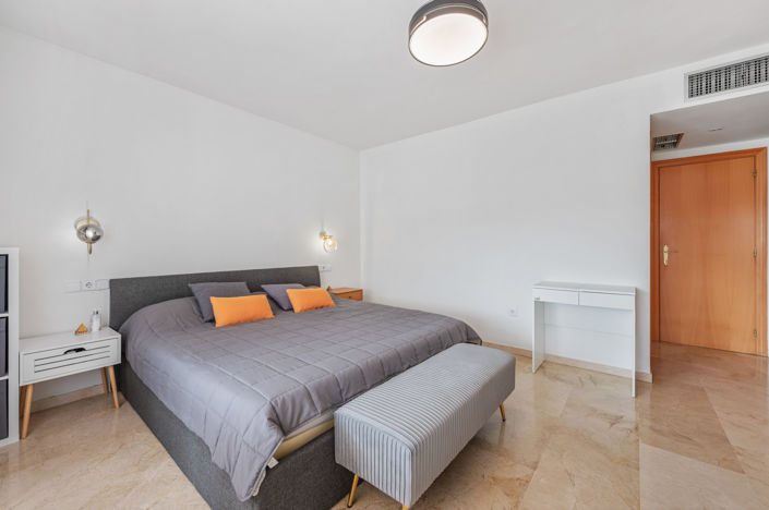 Image No.11-3 Bed Apartment for sale