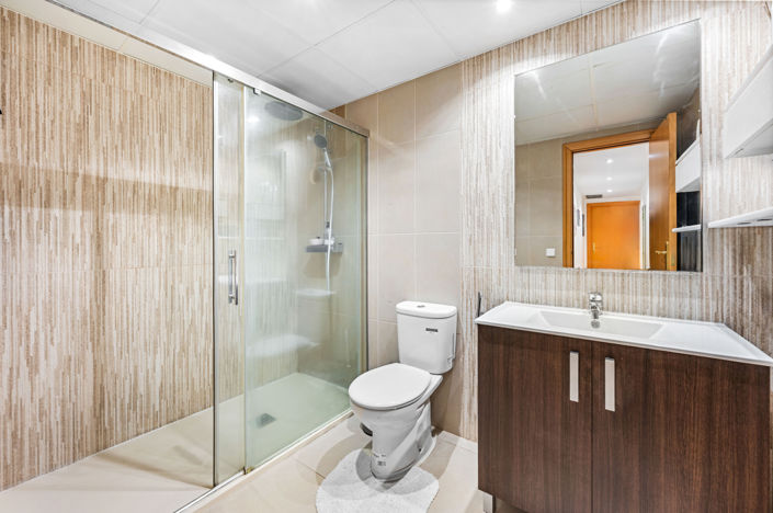 Image No.16-3 Bed Apartment for sale