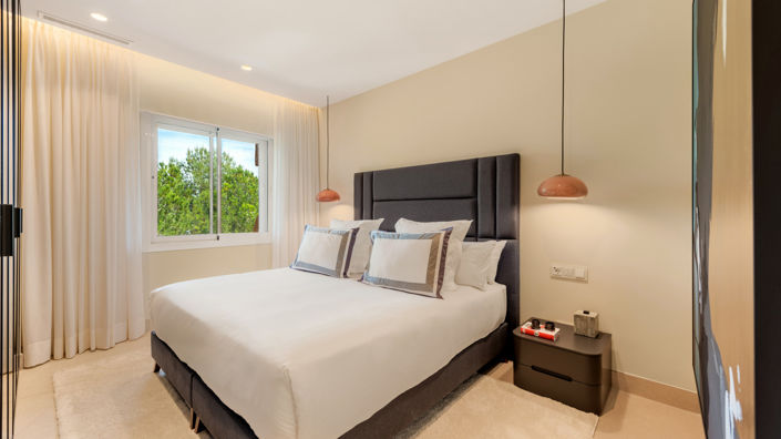 Image No.18-3 Bed Apartment for sale