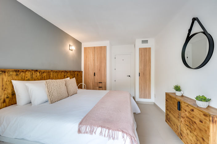 Image No.17-3 Bed Apartment for sale