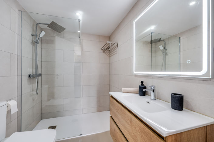 Image No.25-3 Bed Apartment for sale