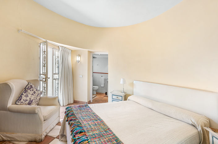 Image No.25-5 Bed Villa for sale