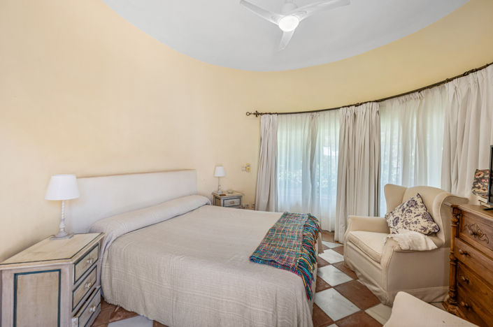Image No.27-5 Bed Villa for sale