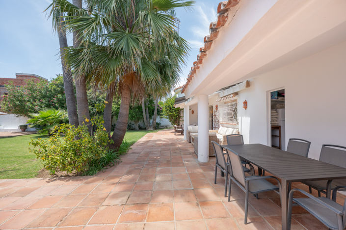 Image No.28-5 Bed Villa for sale