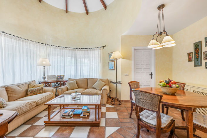 Image No.4-5 Bed Villa for sale
