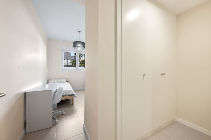 Image No.26-2 Bed Property for sale