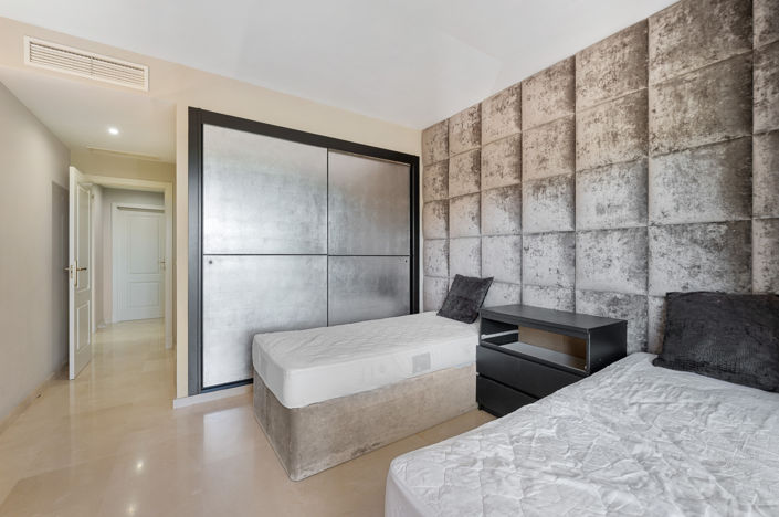 Image No.18-3 Bed Apartment for sale