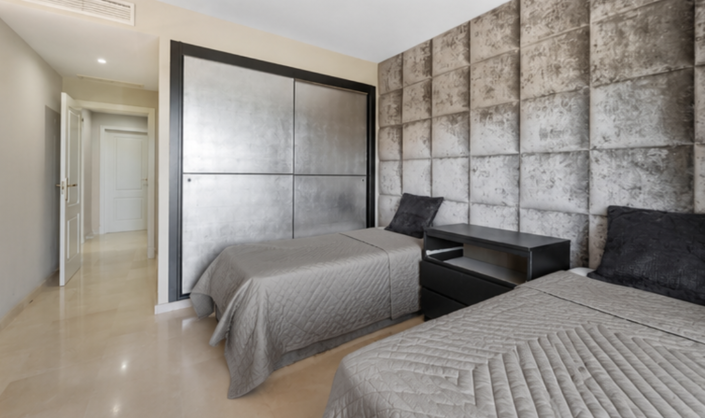 Image No.18-3 Bed Apartment for sale