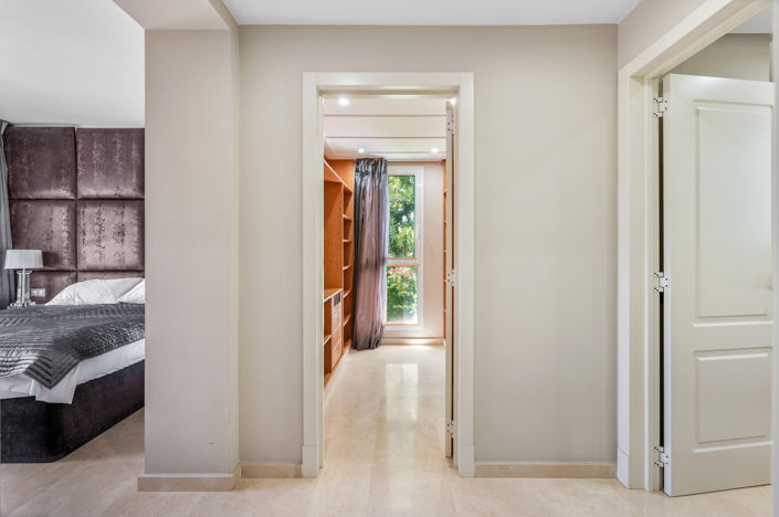 Image No.24-3 Bed Apartment for sale