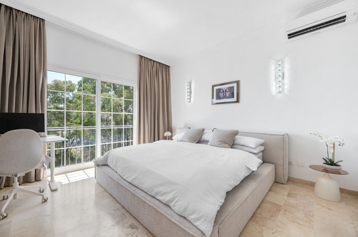 Image No.7-3 Bed Villa for sale