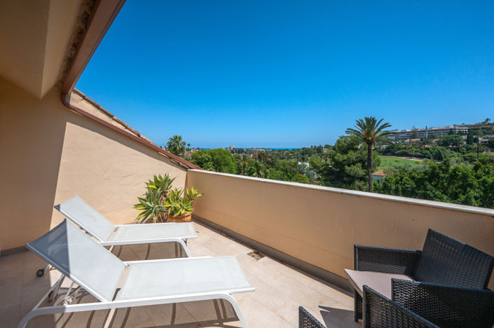 Image No.29-3 Bed Property for sale