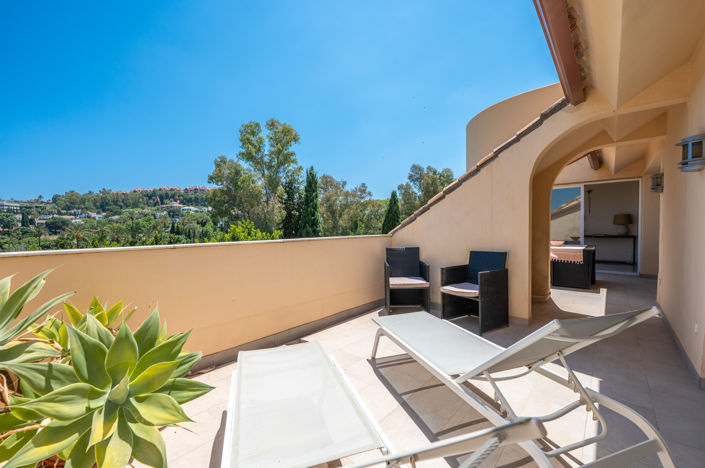 Image No.30-3 Bed Property for sale
