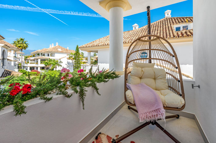 Image No.27-3 Bed Property for sale