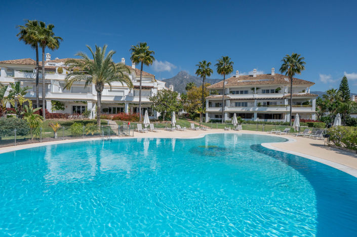 Image No.32-3 Bed Property for sale