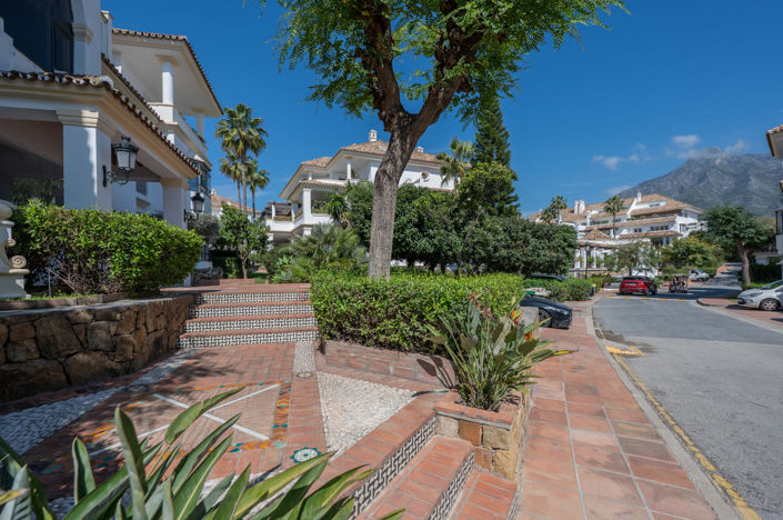 Image No.36-3 Bed Property for sale
