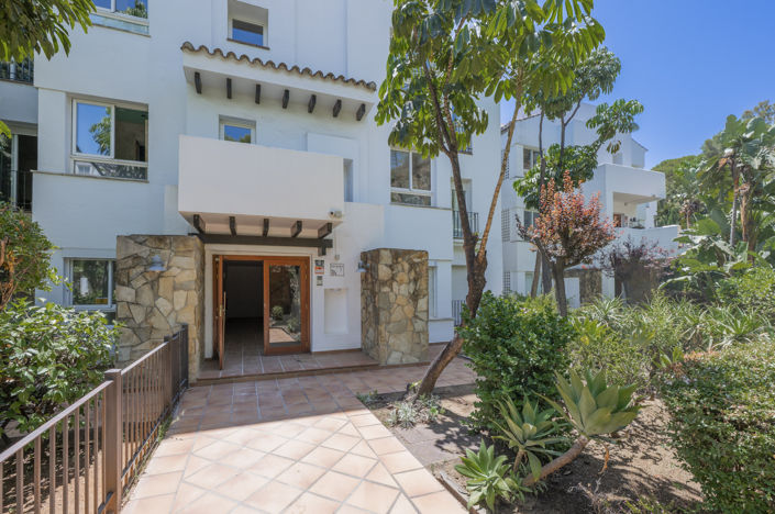 Image No.29-3 Bed Property for sale