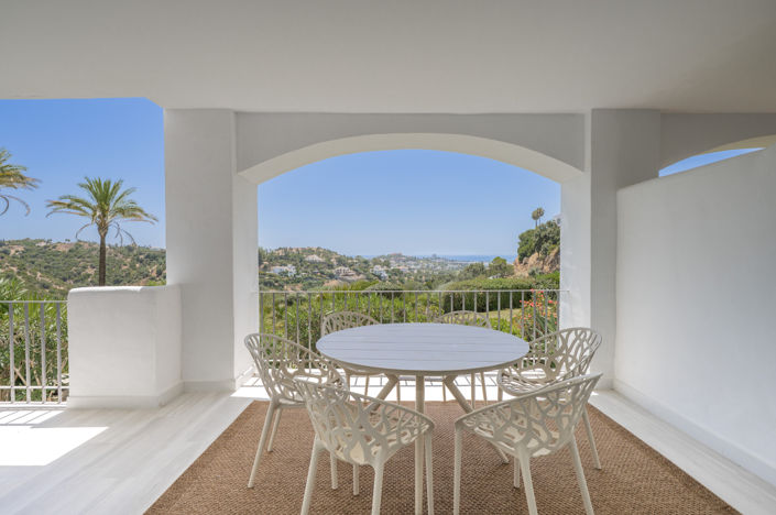 Image No.5-3 Bed Property for sale