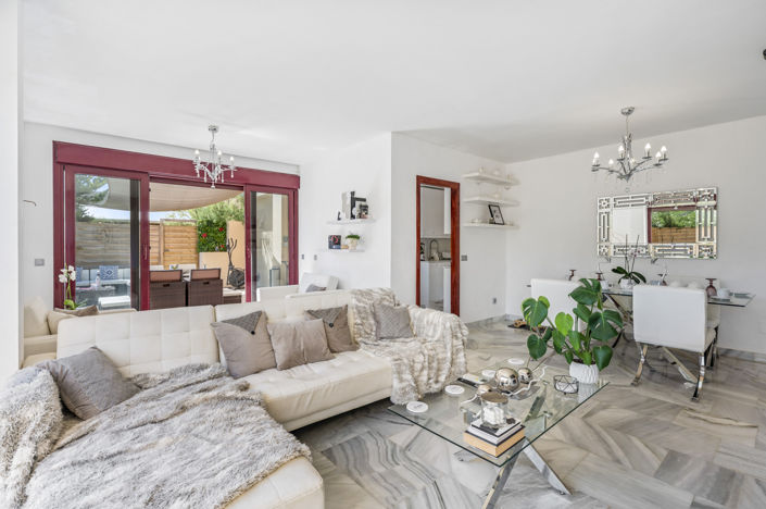 Image No.12-3 Bed House for sale