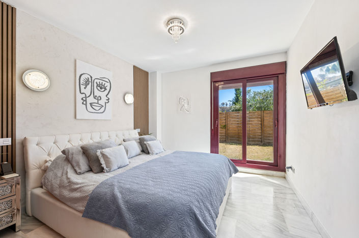 Image No.21-3 Bed House for sale