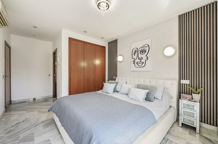 Image No.22-3 Bed House for sale