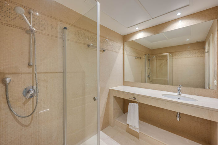 Image No.20-2 Bed Apartment for sale