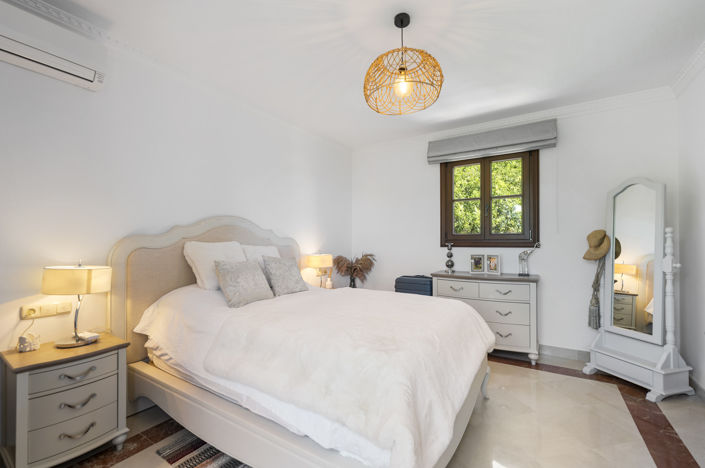 Image No.29-4 Bed Villa for sale