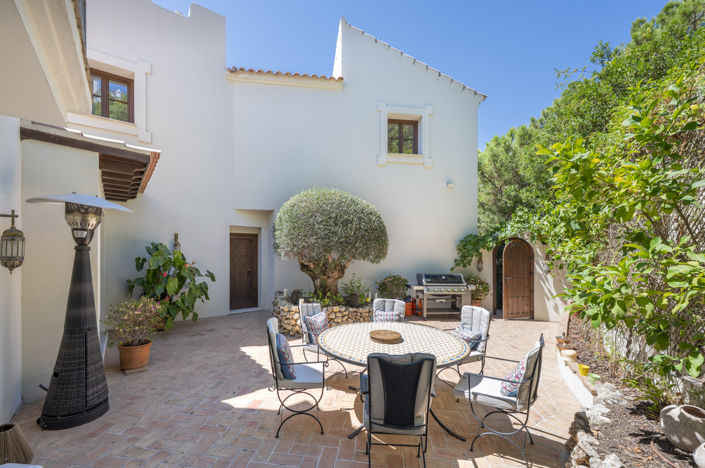 Image No.48-4 Bed Villa for sale