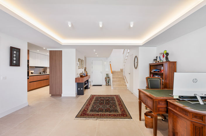 Image No.8-4 Bed Property for sale