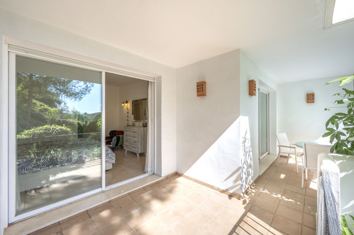 Image No.27-3 Bed Property for sale