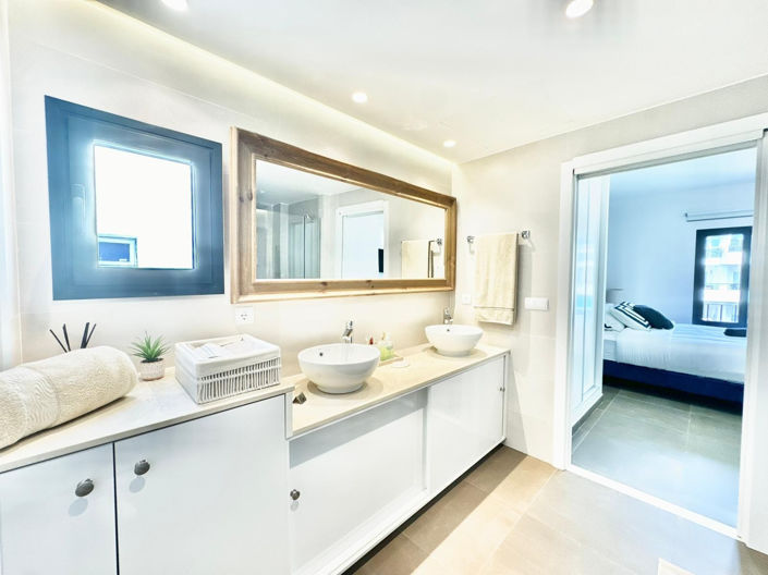 Image No.6-3 Bed Apartment for sale