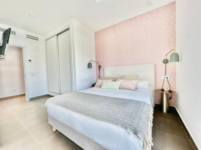 Image No.8-3 Bed Apartment for sale