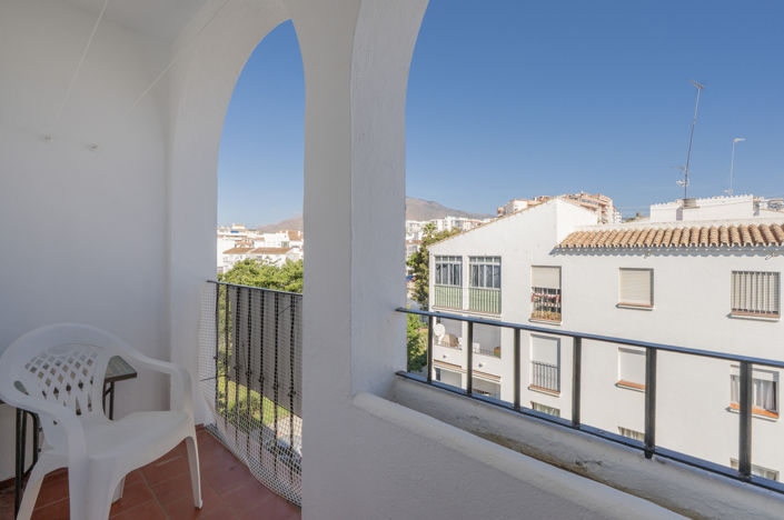 Image No.13-6 Bed Apartment for sale
