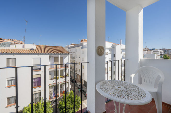 Image No.16-6 Bed Apartment for sale