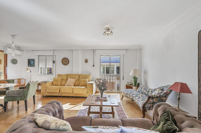 Image No.4-6 Bed Apartment for sale