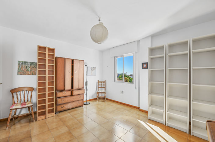 Image No.7-6 Bed Apartment for sale