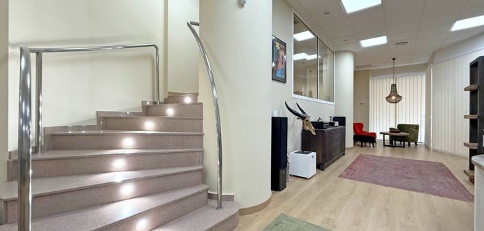 Image No.1-1 Bed Commercial for sale