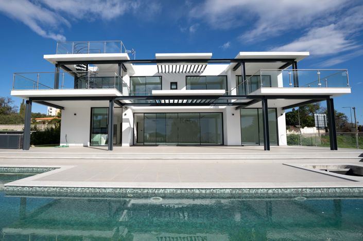 Image No.1-4 Bed Villa for sale
