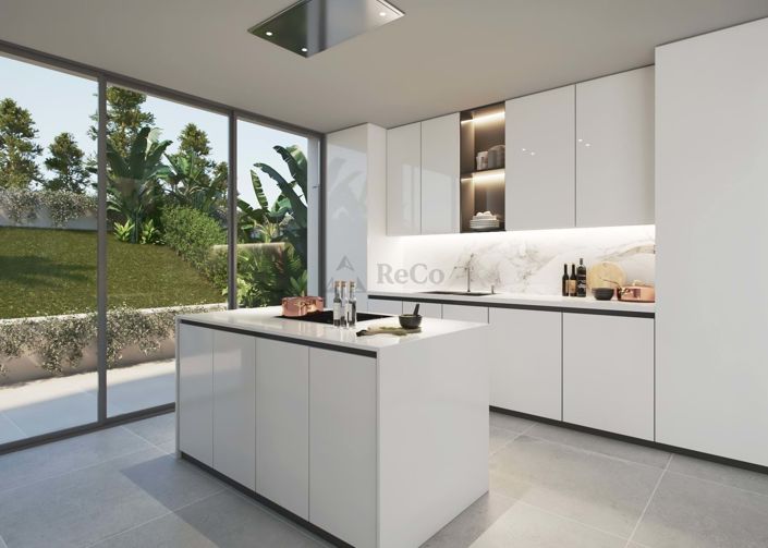 Image No.10-3 Bed Townhouse for sale