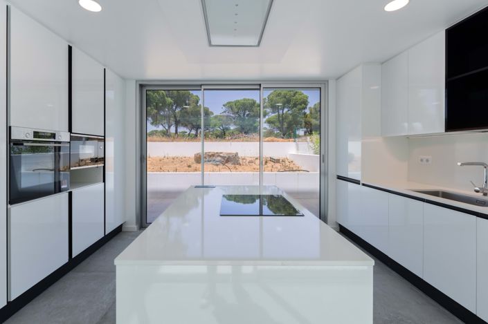 Image No.27-3 Bed Townhouse for sale