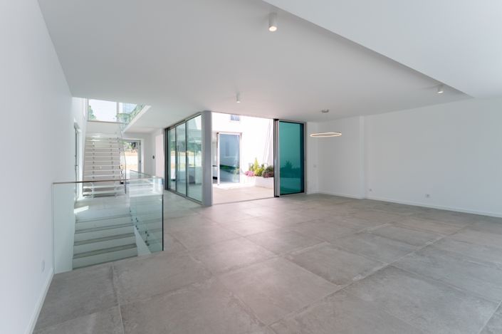 Image No.7-3 Bed Townhouse for sale