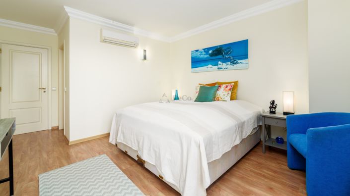 Image No.32-4 Bed Villa for sale