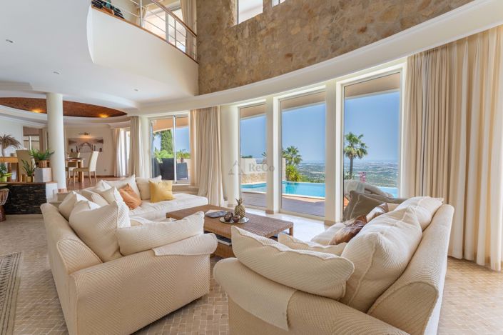 Image No.4-4 Bed Villa for sale