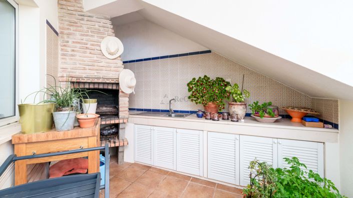 Image No.41-4 Bed Villa for sale