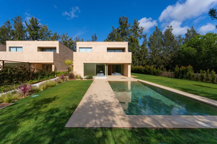 Image No.1-4 Bed Villa for sale