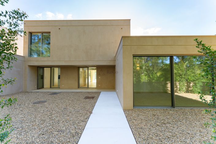 Image No.12-4 Bed Villa for sale