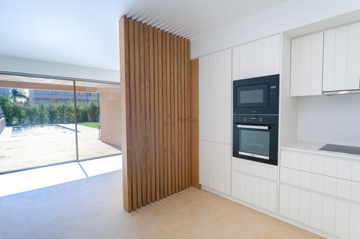 Image No.9-4 Bed Villa for sale