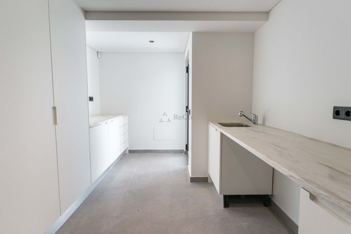 Image No.20-4 Bed Villa for sale